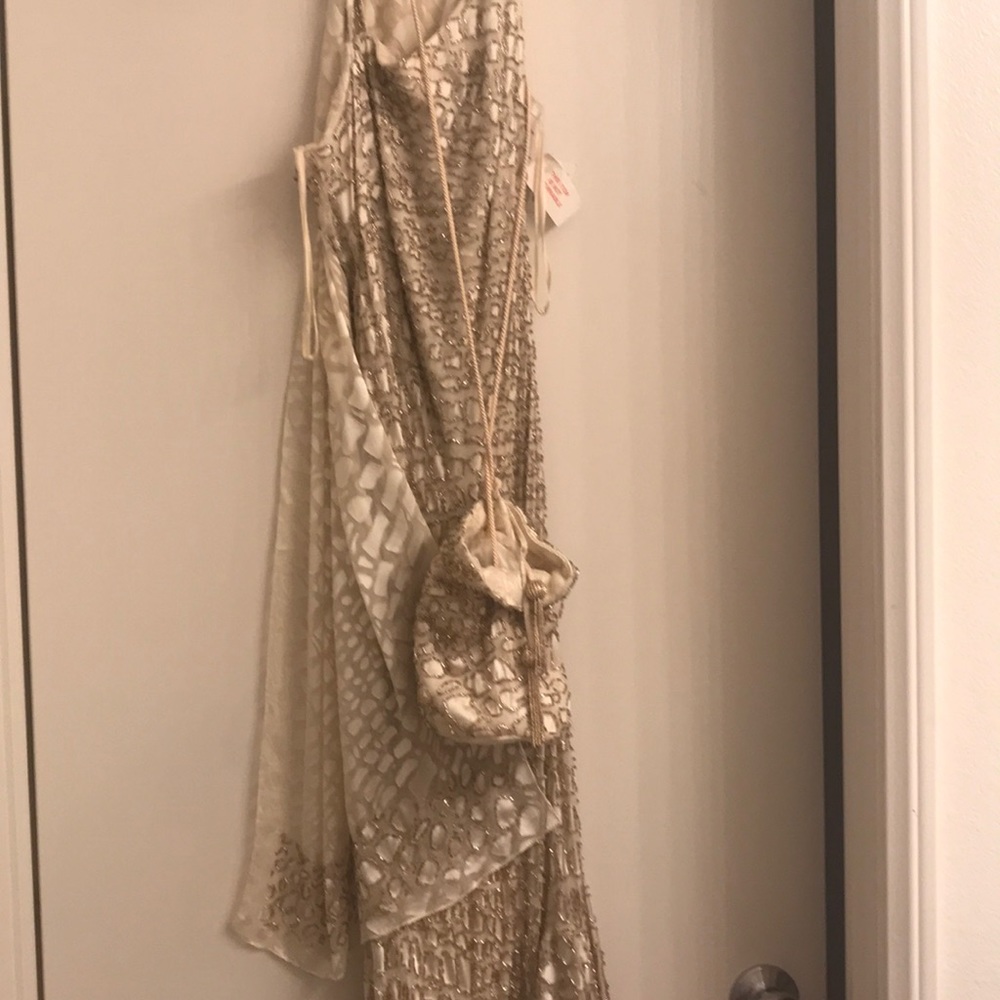 Elegant dress